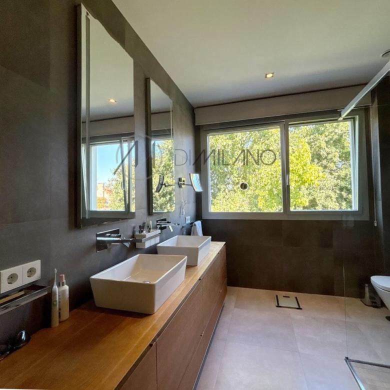 Casa con piscina en la playa. A diez minutos de Vigo