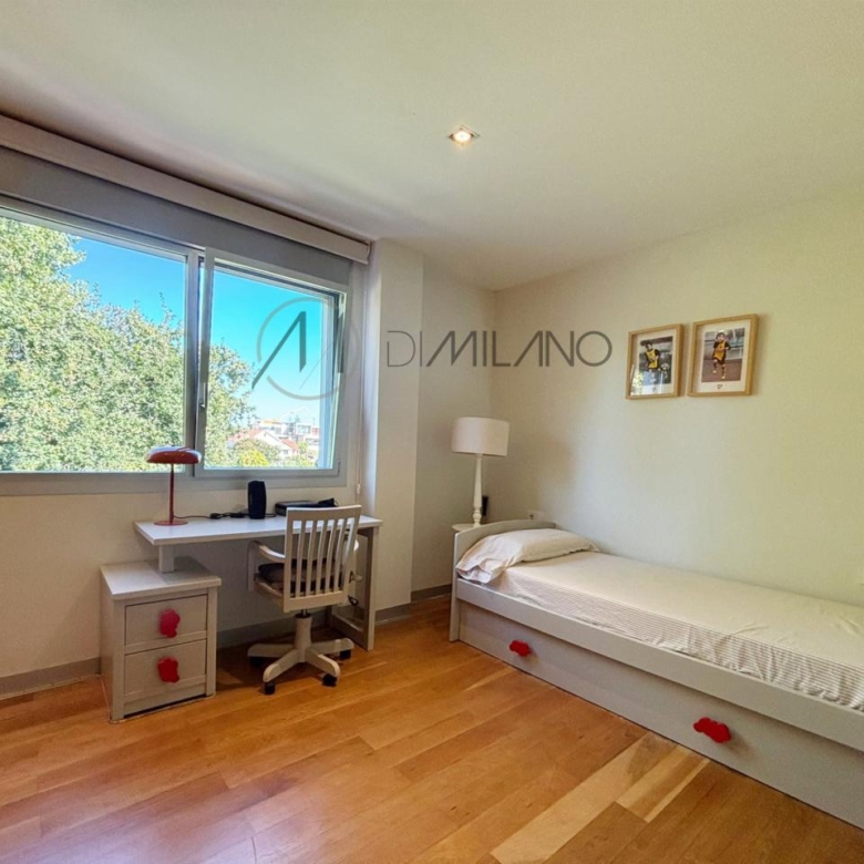 Casa con piscina en la playa. A diez minutos de Vigo