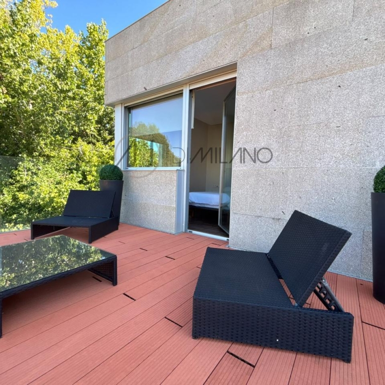 Casa con piscina en la playa. A diez minutos de Vigo