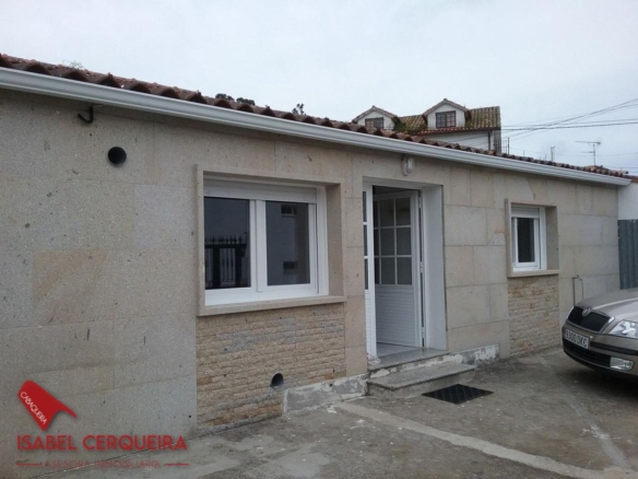 Casa con encanto en O Rosal junto al río Tamuxe. Verano 2027