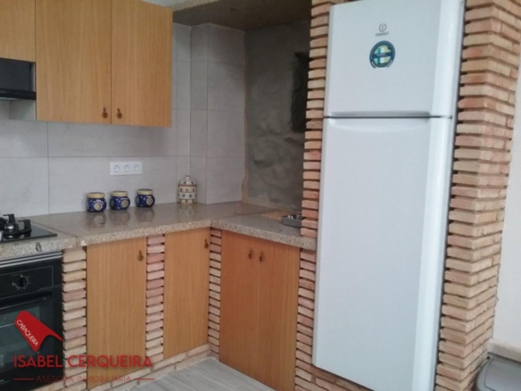 Casa con encanto en O Rosal junto al río Tamuxe. Verano 2027