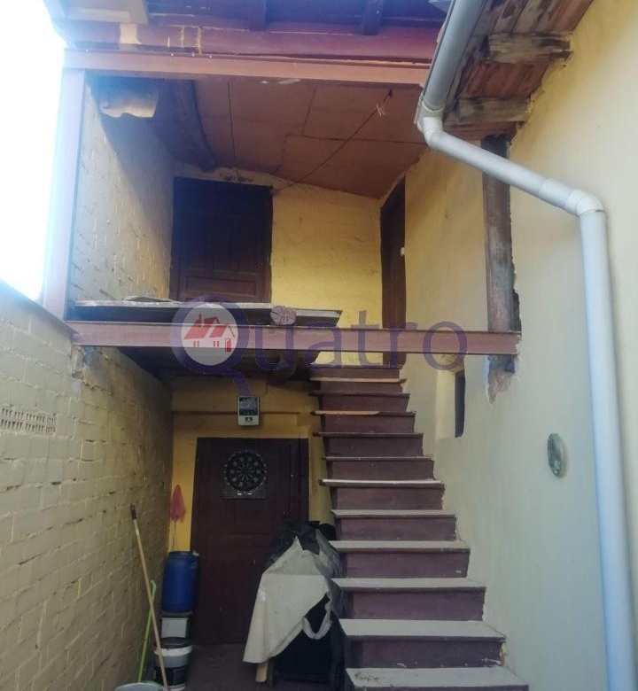 Gran casa con patio y garaje en el centro de San Martín del Camino