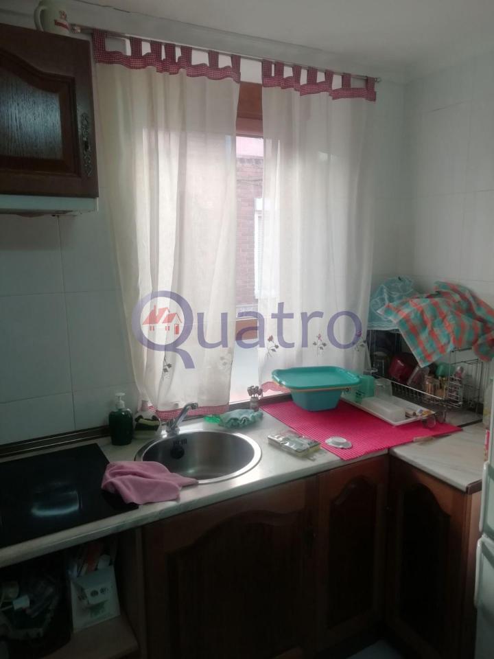 178905922607200045893_167722819899 Gran casa con patio y garaje en el centro de San Martín del Camino