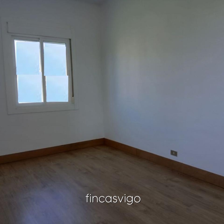 COQUETO PISO REFORMADO Y MUY LUMINOSO EN TEIS