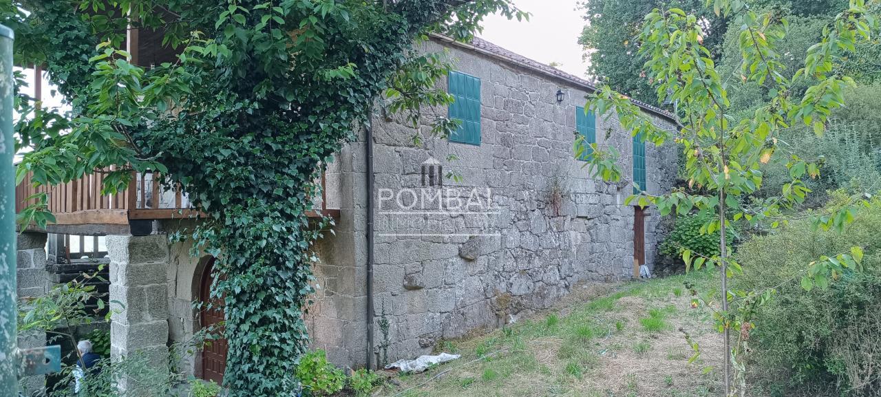 178946509875600037630_171768194180 Casa señorial en venta en Razamonde, Cenlle (Ourense) Entorno natural y gran finca.