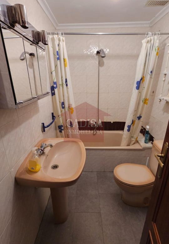 ALQUILER DE HABITACION PARA ESTUDIANTES.REF:10418