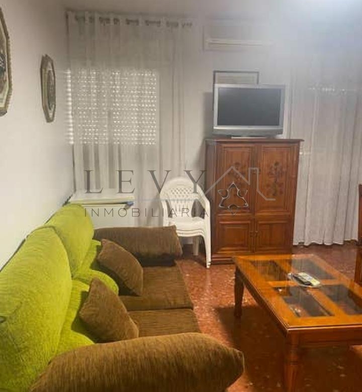 Piso en alquiler zona Teatinos curso escolar