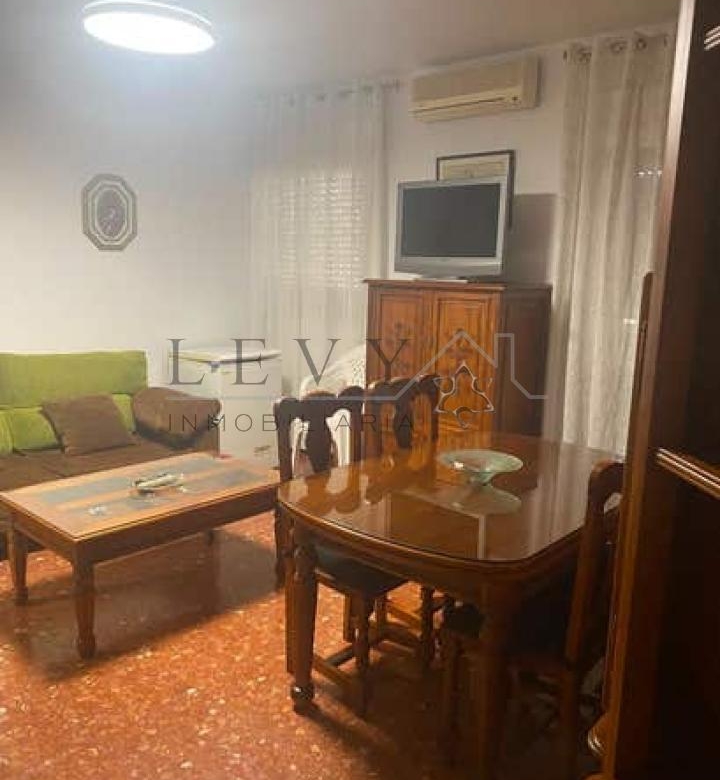 Piso en alquiler zona Teatinos curso escolar