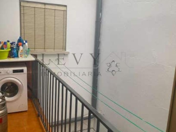 Piso en alquiler zona Teatinos curso escolar