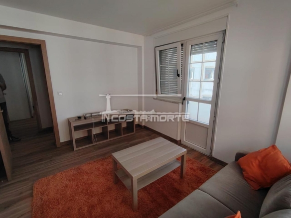 Piso reformado a estrenar en Cee – 3 dormitorios