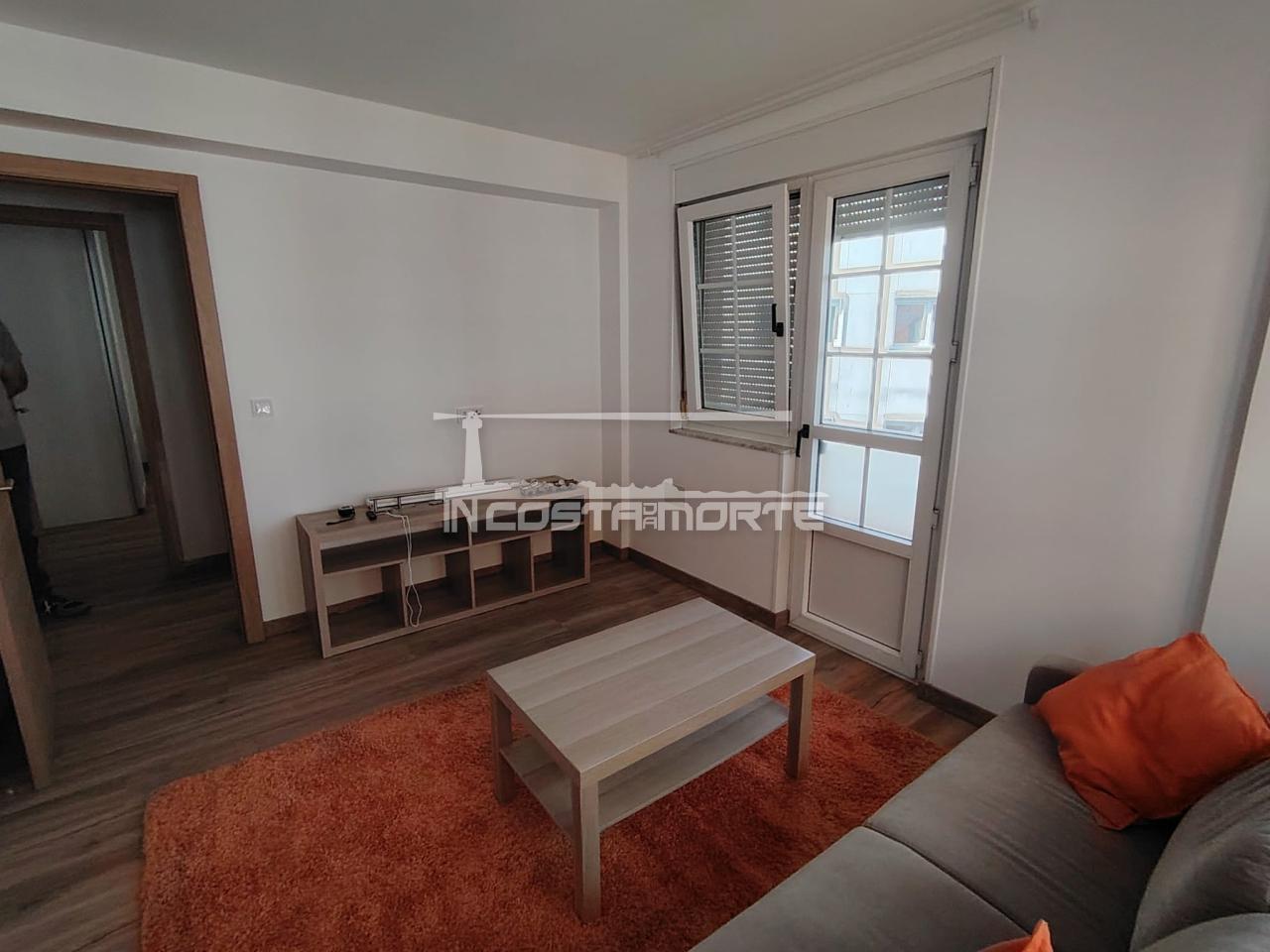 Piso reformado a estrenar en Cee – 3 dormitorios