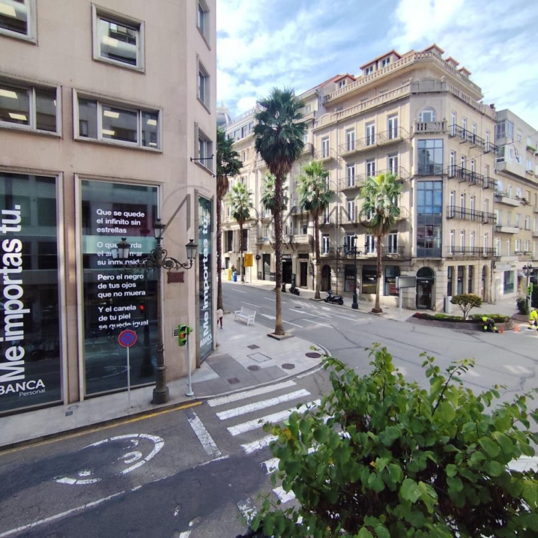 Oficina en alquiler en pleno centro financiero de Vigo