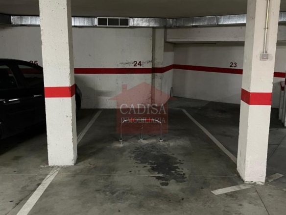 GARAJE EN EL CENTRO EN ALQUILER