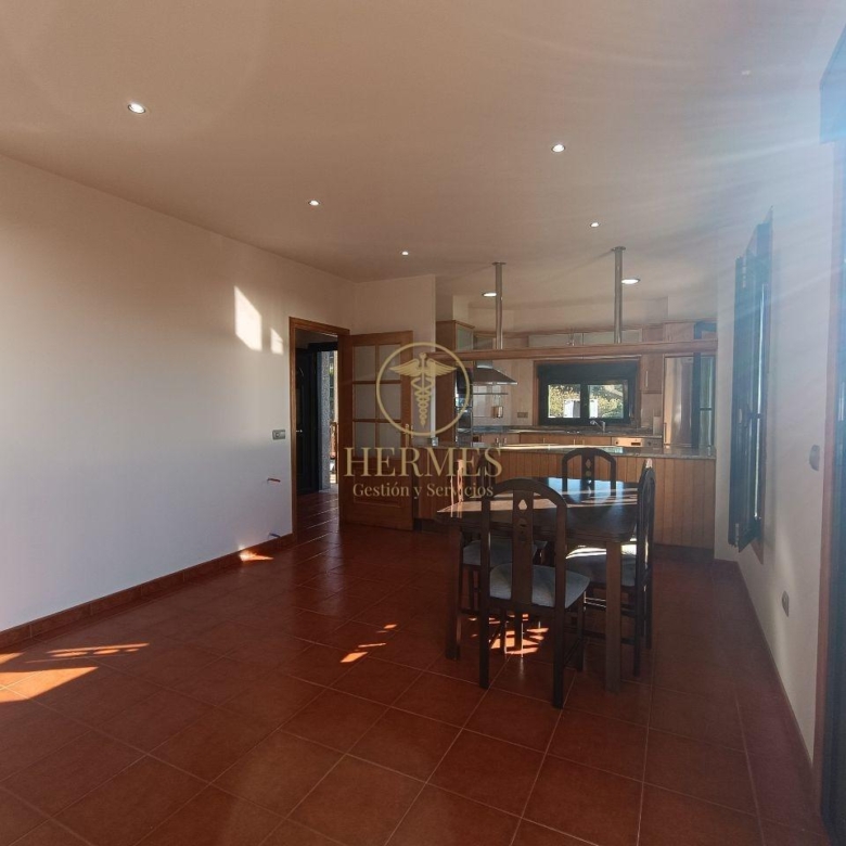 Casa de piedra en Villadesuso,Santa Maria de Oia