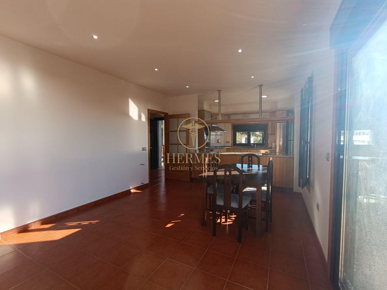 179006589924700045856_178885533661 Casa de piedra en Villadesuso,Santa Maria de Oia