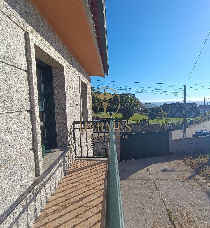 Casa de piedra en Villadesuso,Santa Maria de Oia