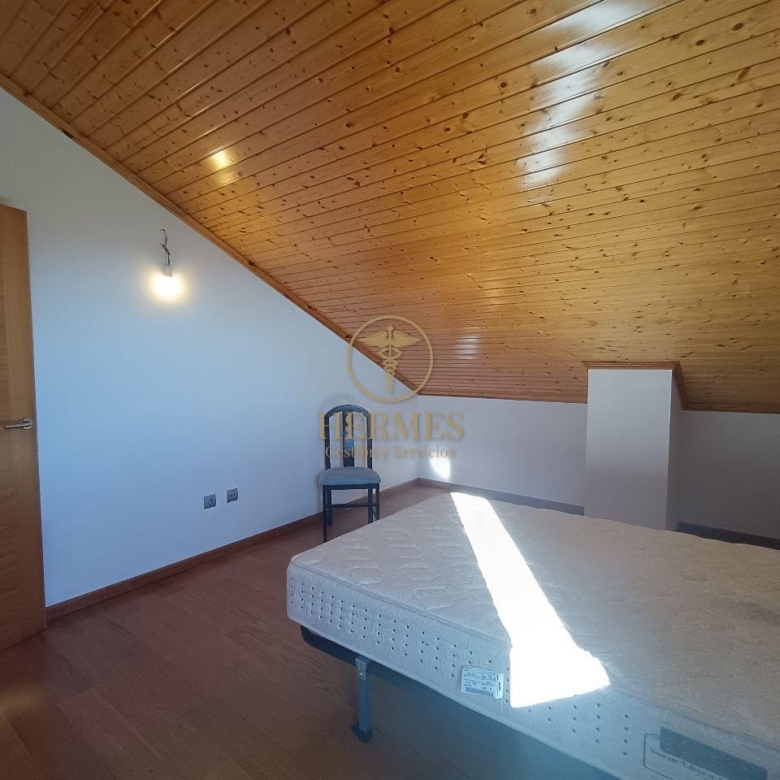 Casa de piedra en Villadesuso,Santa Maria de Oia