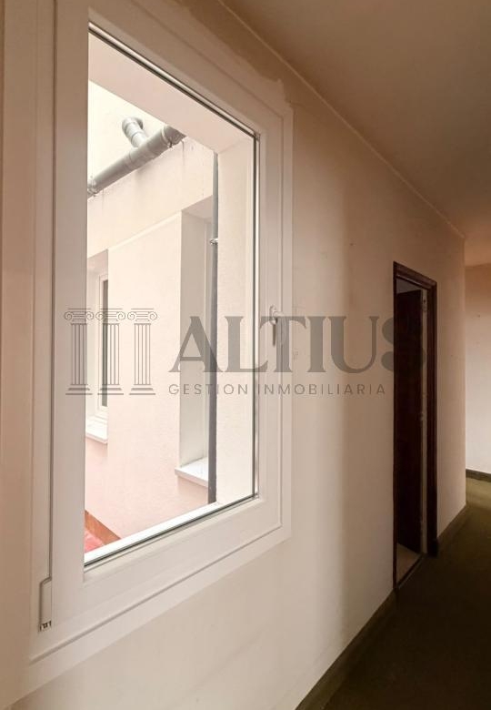 Amplio piso de 180 m² ideal para oficinas en Rúa Doutor Teixeiro – Santiago de Compostela