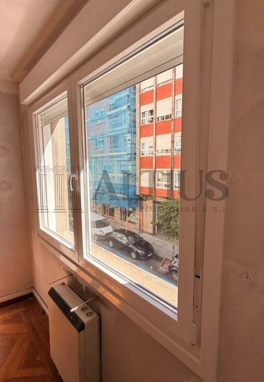Amplio piso de 180 m² ideal para oficinas en Rúa Doutor Teixeiro – Santiago de Compostela
