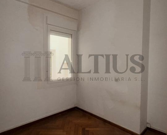 Amplio piso de 180 m² ideal para oficinas en Rúa Doutor Teixeiro – Santiago de Compostela