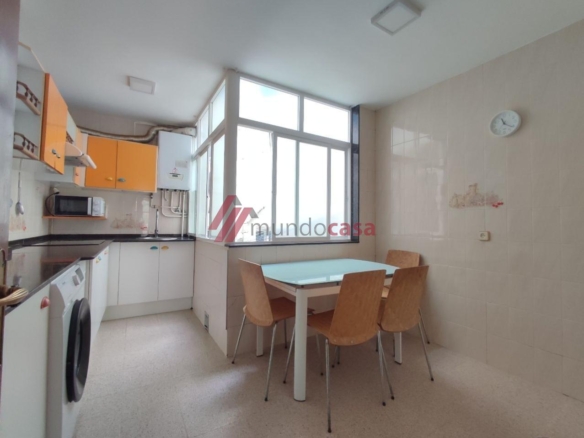 Cuatro habitaciones grandes