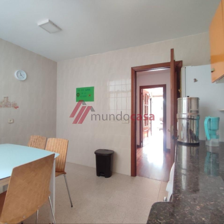 Cuatro habitaciones grandes