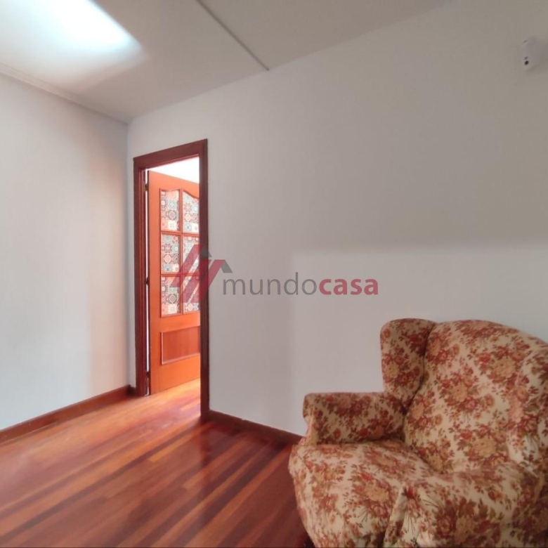 Cuatro habitaciones grandes