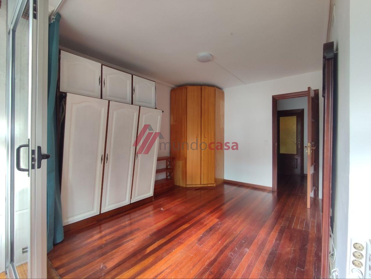179018298703700173658_179018223955 Cuatro habitaciones grandes