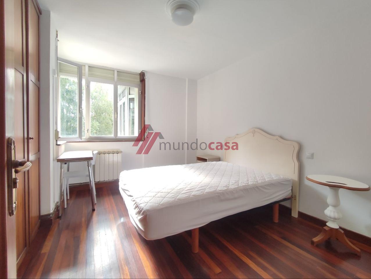 179018299254600173658_179018223900 Cuatro habitaciones grandes