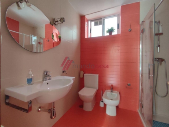 Cuatro habitaciones grandes