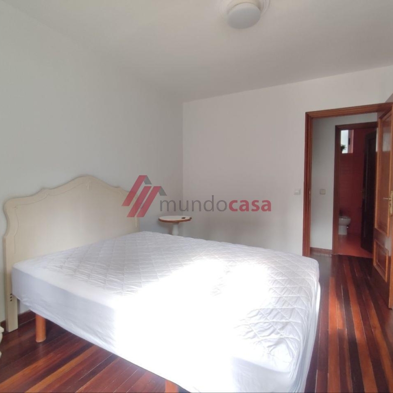 Cuatro habitaciones grandes