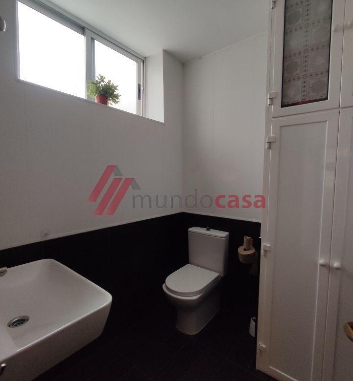 Cuatro habitaciones grandes