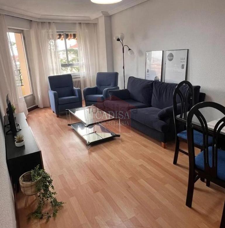 ALQUILER DE DOS HABITACIONES PARA ESTUDIANTES.REF:10657