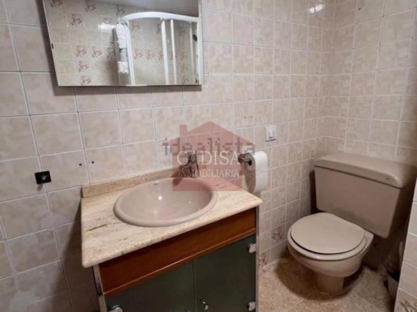 ALQUILER DE DOS HABITACIONES PARA ESTUDIANTES.REF:10657