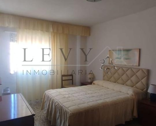 Piso en venta LA PAZ CON PLAZA DE GARAGE