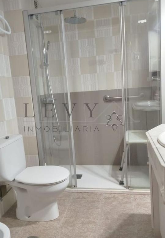 Piso en venta LA PAZ CON PLAZA DE GARAGE