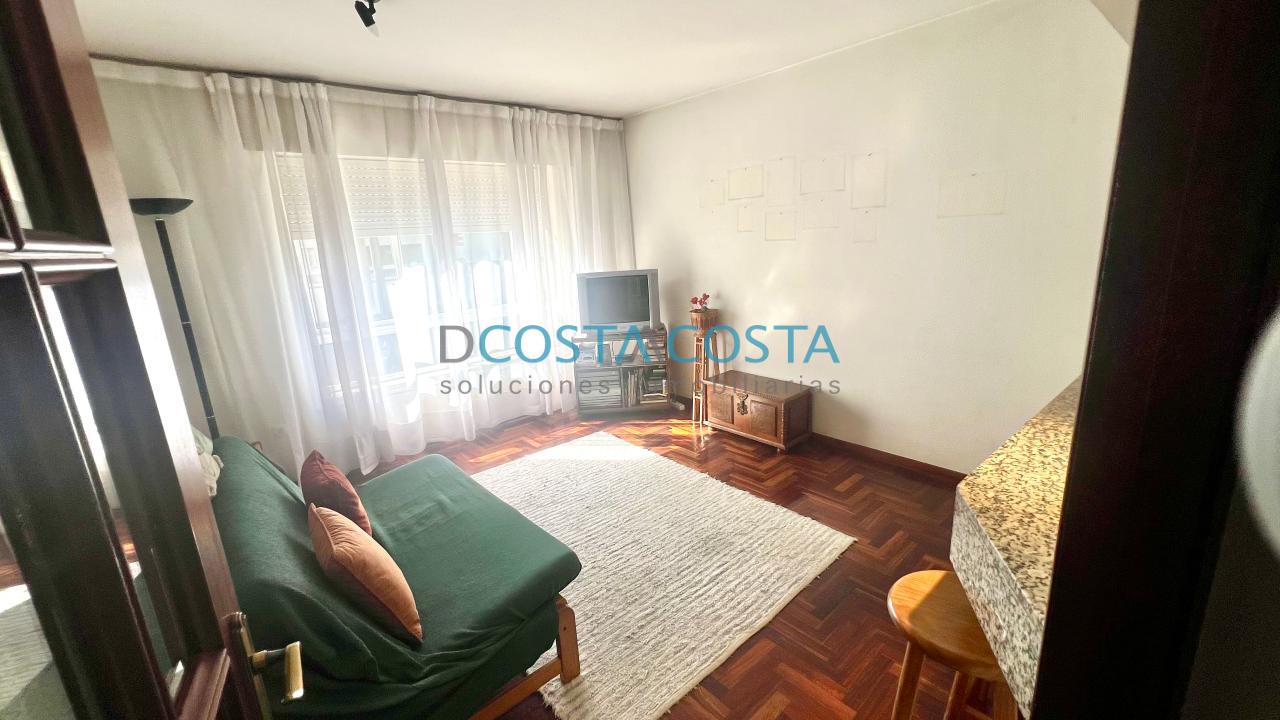 179052548371400173685_179052415676 Se vende piso con terraza al lado de la playa en Ramallosa, Nigrán