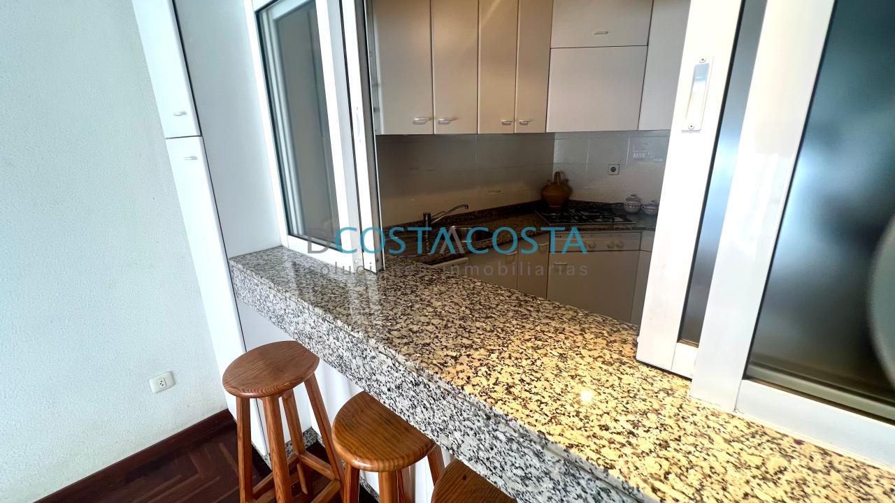 179052548435700173685_179052409706 Se vende piso con terraza al lado de la playa en Ramallosa, Nigrán