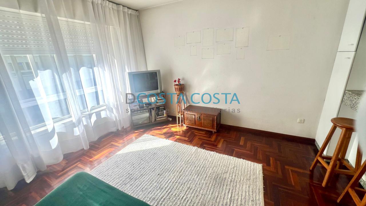 179052548472000173685_179052416054 Se vende piso con terraza al lado de la playa en Ramallosa, Nigrán