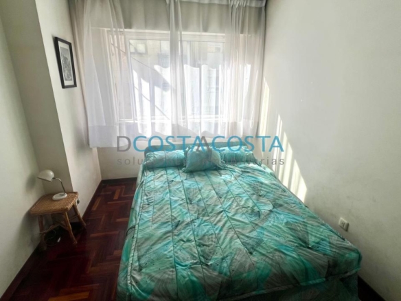 Se vende piso con terraza  al lado de la playa en Ramallosa, Nigrán
