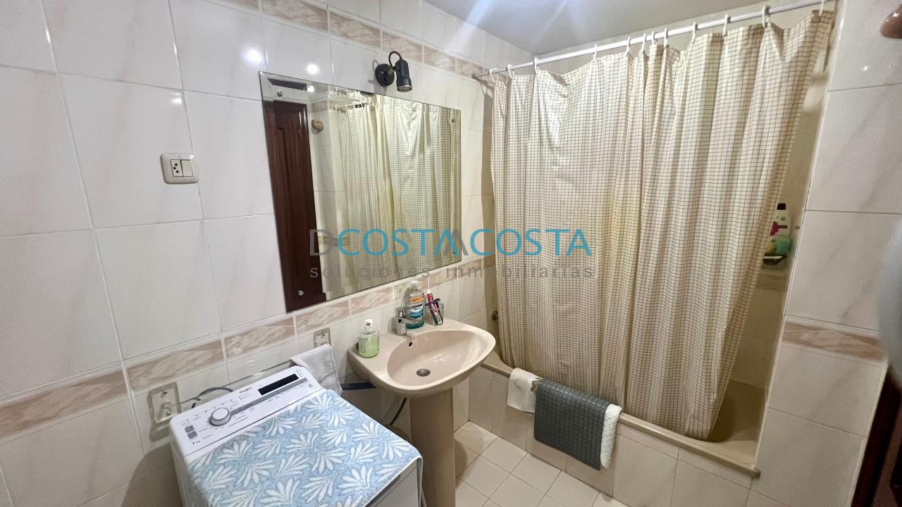 179052549445700173685_179052431138 Se vende piso con terraza al lado de la playa en Ramallosa, Nigrán