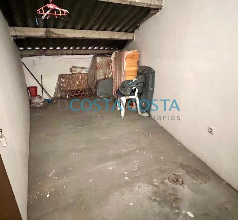 Se vende piso con terraza  al lado de la playa en Ramallosa, Nigrán