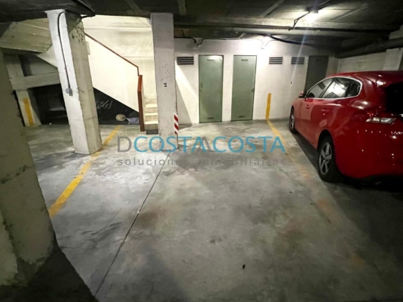 Se vende piso con terraza  al lado de la playa en Ramallosa, Nigrán