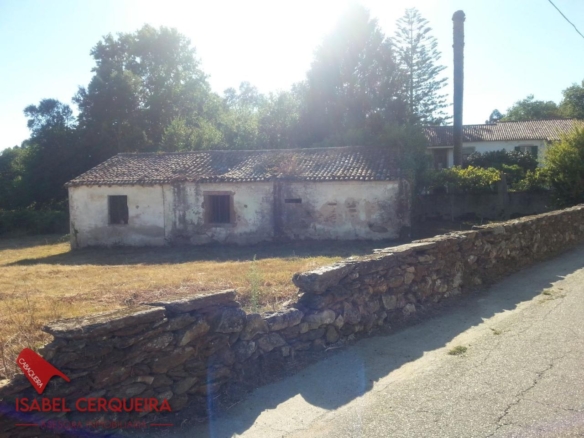 OPORTUNIDAD ÚNICA EN TOMIÑO | CASONA DE 1856 A REFORMAR · 462 M² · 9.420 M² DE FINCA