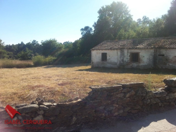 OPORTUNIDAD ÚNICA EN TOMIÑO | CASONA DE 1856 A REFORMAR · 462 M² · 9.420 M² DE FINCA