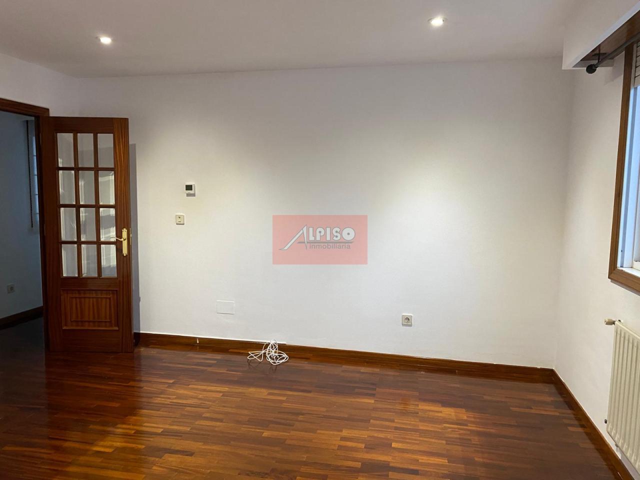 179058848518900159810_173592392977 Apartamento en Ourense