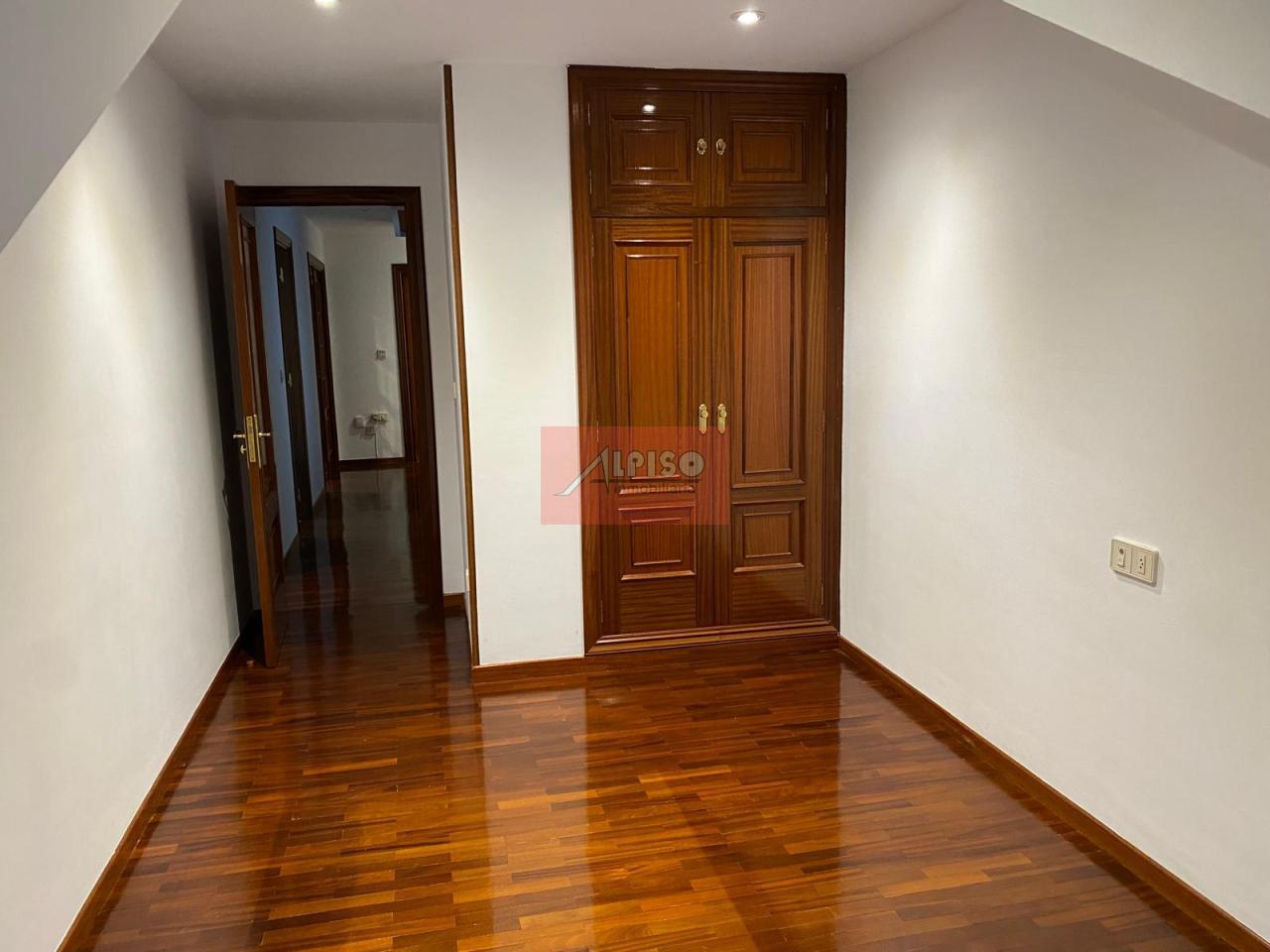 179058848856900159810_173592394324 Apartamento en Ourense