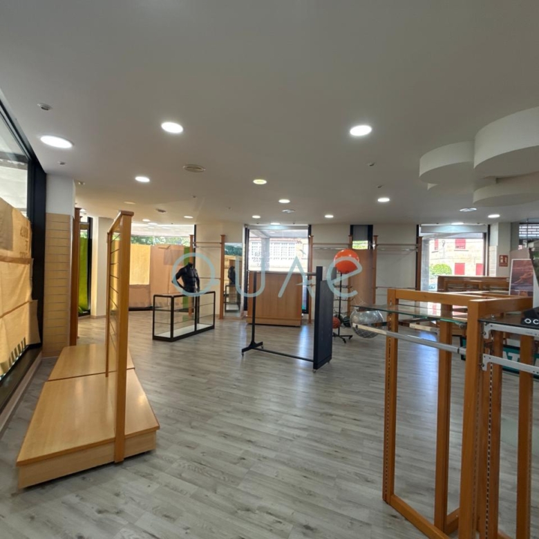 LOCAL COMERCIAL EN VENTA Y ALQUILER A RAMALLOSA