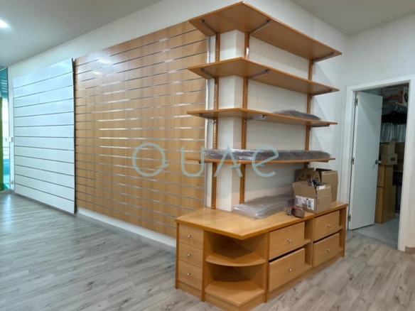 LOCAL COMERCIAL EN VENTA Y ALQUILER A RAMALLOSA
