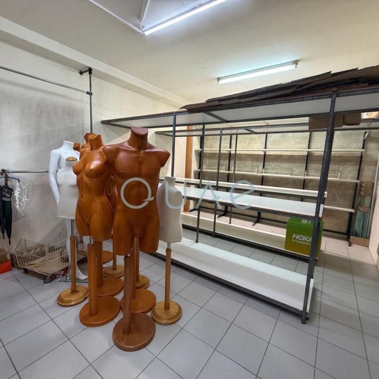LOCAL COMERCIAL EN VENTA Y ALQUILER A RAMALLOSA